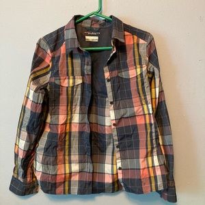 Women’s Columbia button up shirt
